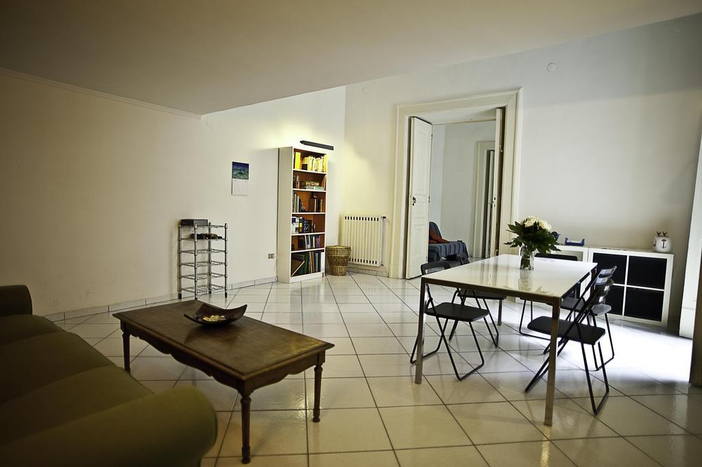 Immagineazione B&B Naples Luaran gambar